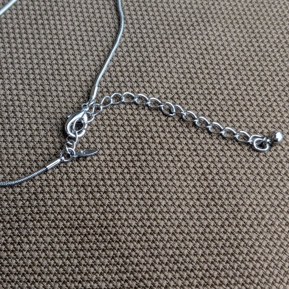 Vintage Avon Monogram Letter P Necklace Snake Chain - Picture 7 of 10